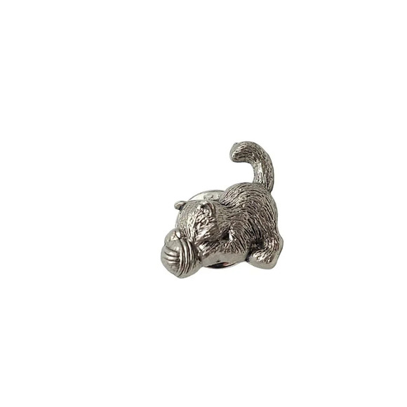 Textured Playful Kitten Yarn Ball Silver Tone Lapel Pin Vintage - Picture 2 of 4